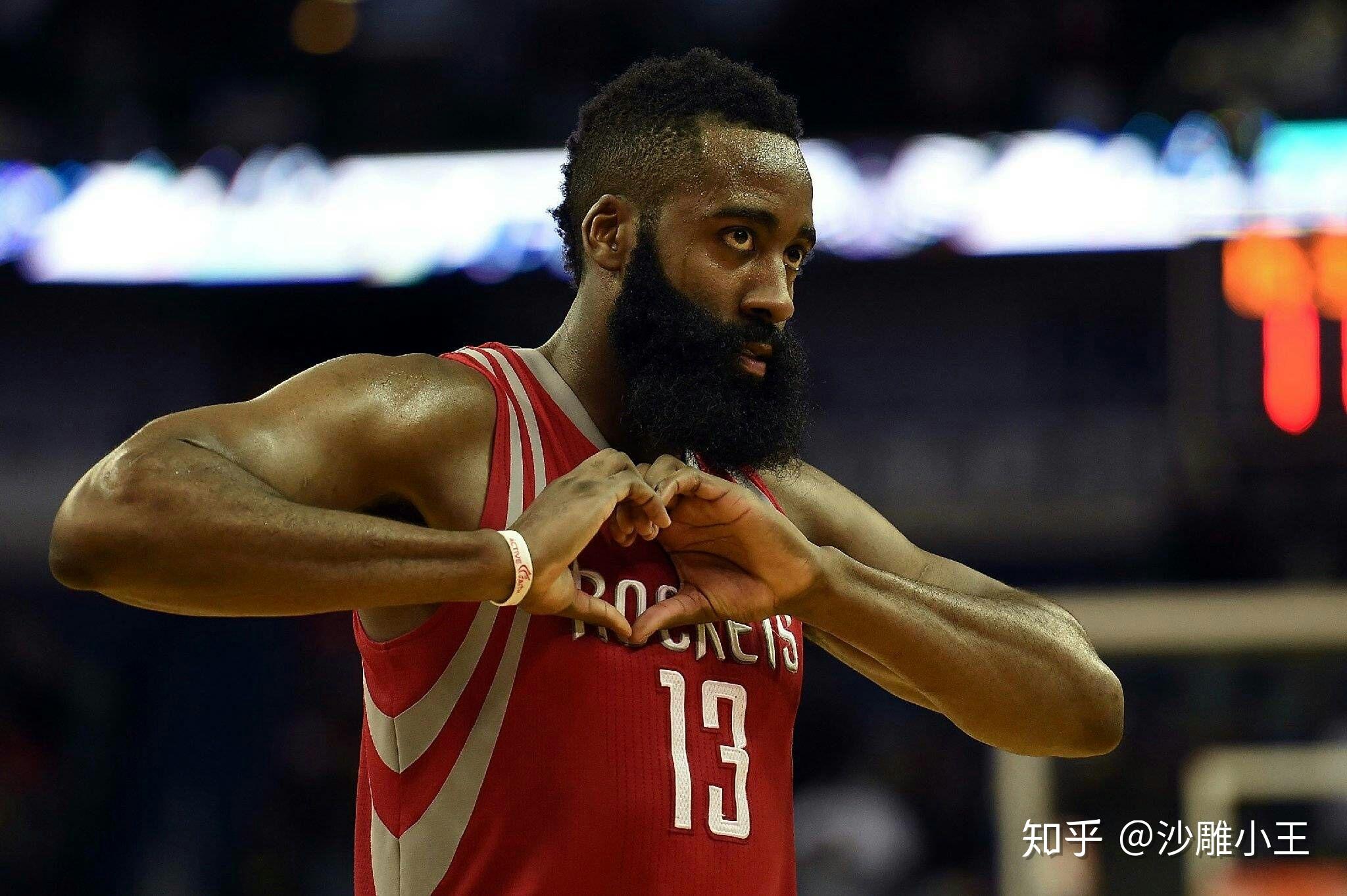 足穩居身價 足穩居身價