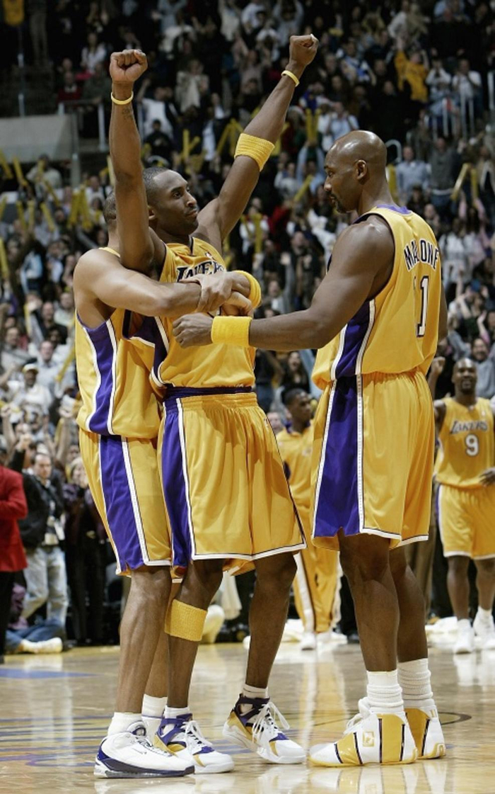 雄鹿惊险击 雄鹿惊险击