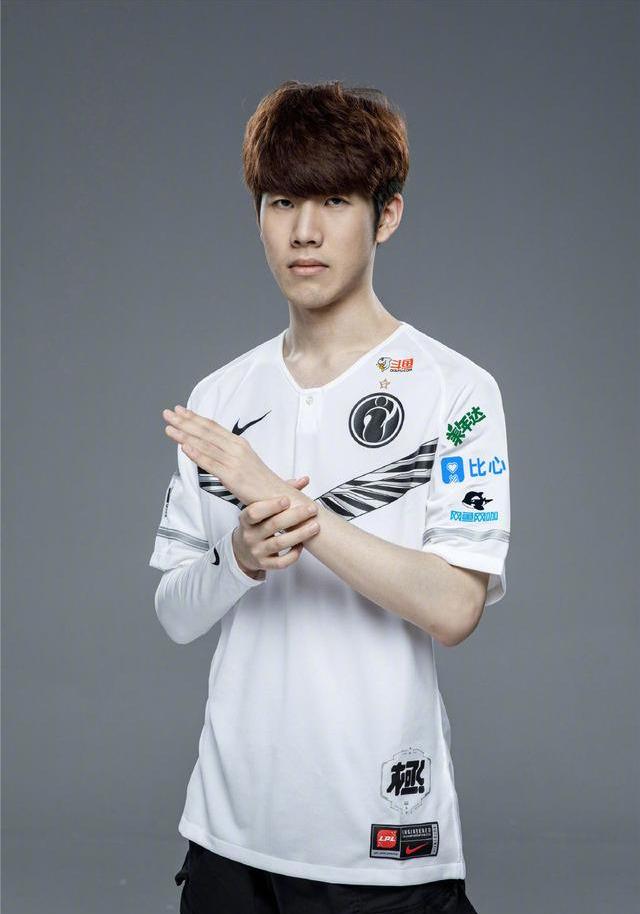 仅靠天赋不 仅靠天赋不